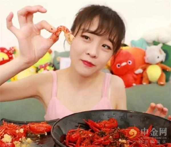 网红结婚被吃瓜的是谁啊,吃瓜群众纷纷围观