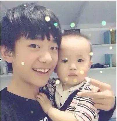 网红弟弟吃瓜图片搞笑头像,搞笑头像带你笑翻天