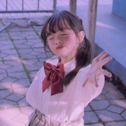 吃瓜网红小孩图片高清,高清还原吃瓜网红小孩的可爱瞬间