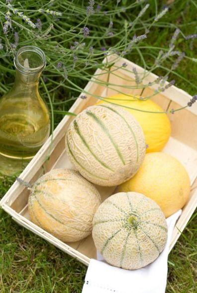 康县网红二饼吃瓜