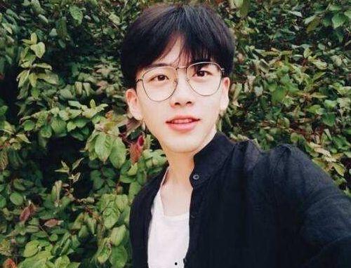 抖音网红反差婊吃瓜黑料,揭秘吃瓜黑料背后的真相