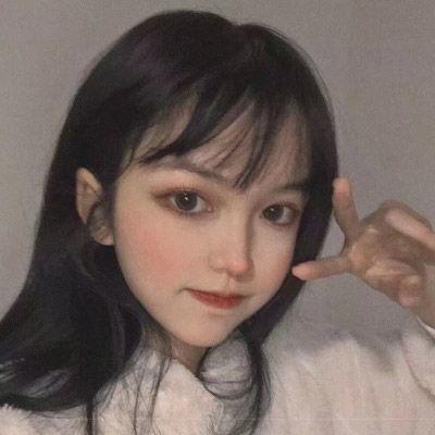 抖音网红吃瓜女的